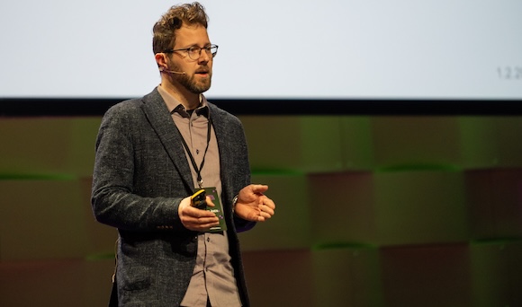 "Elämystalous ei ole ilotulitusta, vaan tapa tuottaa arvoa ihmisten arkeen", toteaa Tampereen ammattikorkeakoulun asiantuntija Mika Kylänen.